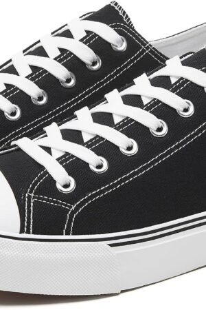 Men Canvas Low top Shoes Classic Casual Sneakers Black and White Fashion Shoes